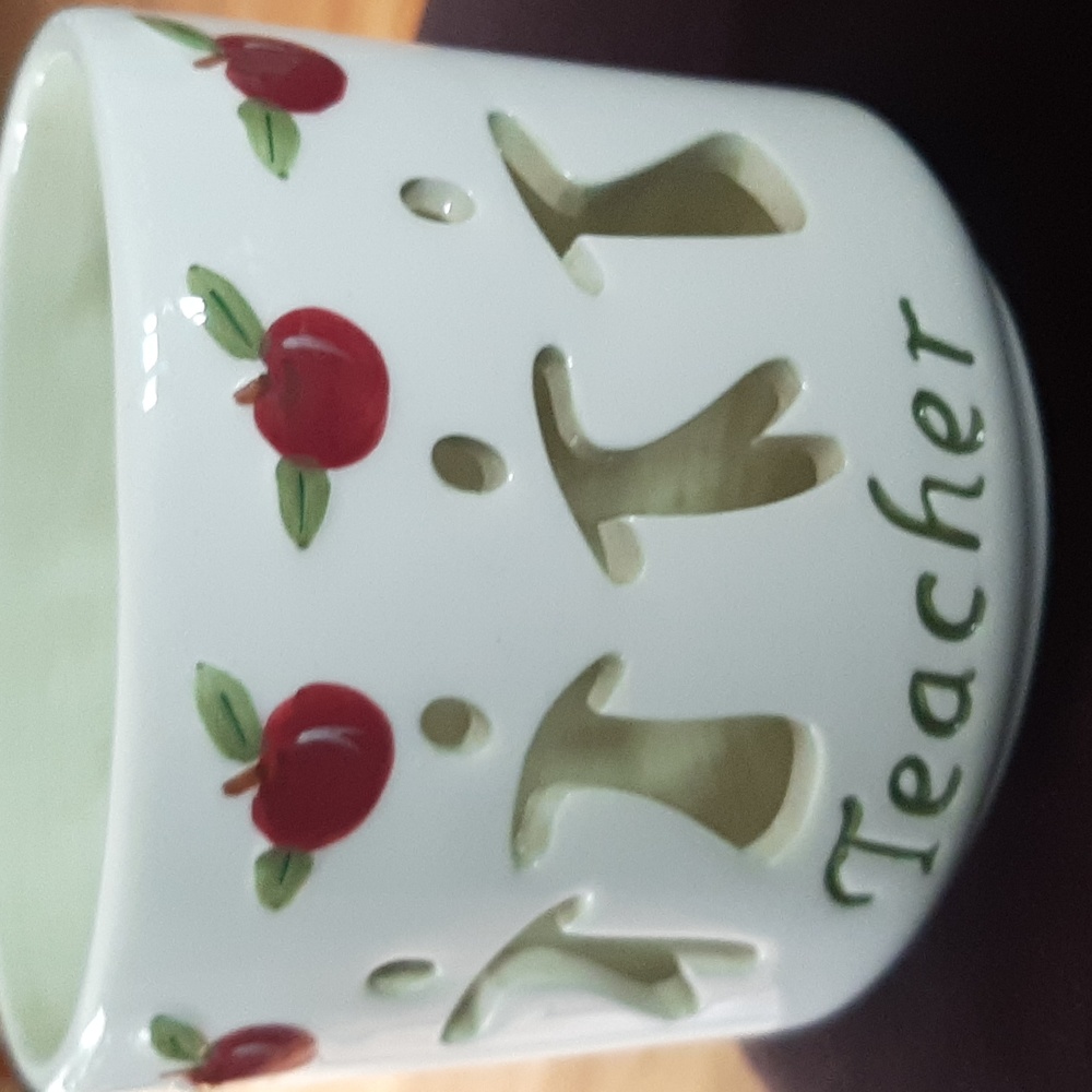 Candle holder